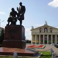 Памятник изобретателям первого паровоза в России, отцу и сыну Черепановым
